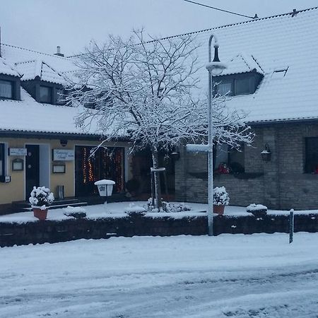 Hotel Am Markt Kleinblittersdorf Exterior foto